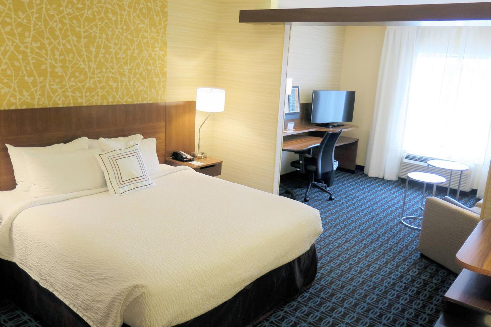 Fairfield Inn & Suites By Marriott Stroudsburg Bartonsville/Poconos Bagian luar foto