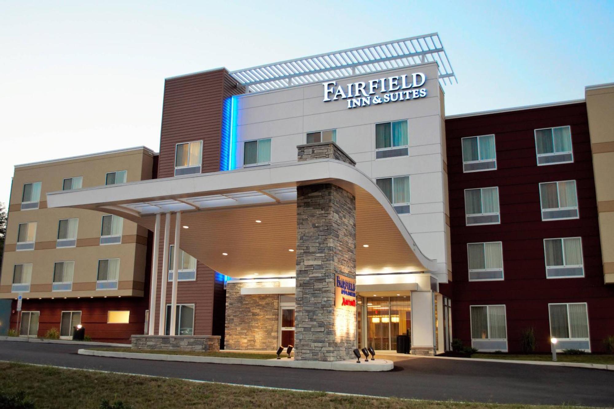 Fairfield Inn & Suites By Marriott Stroudsburg Bartonsville/Poconos Bagian luar foto